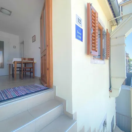 Demark 2 Novigrad Istria
